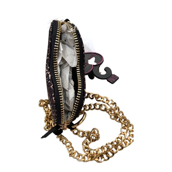 Betsey Johnson leopard animal print heart shaped gold chain‎ mini crossbody new - Picture 11 of 11